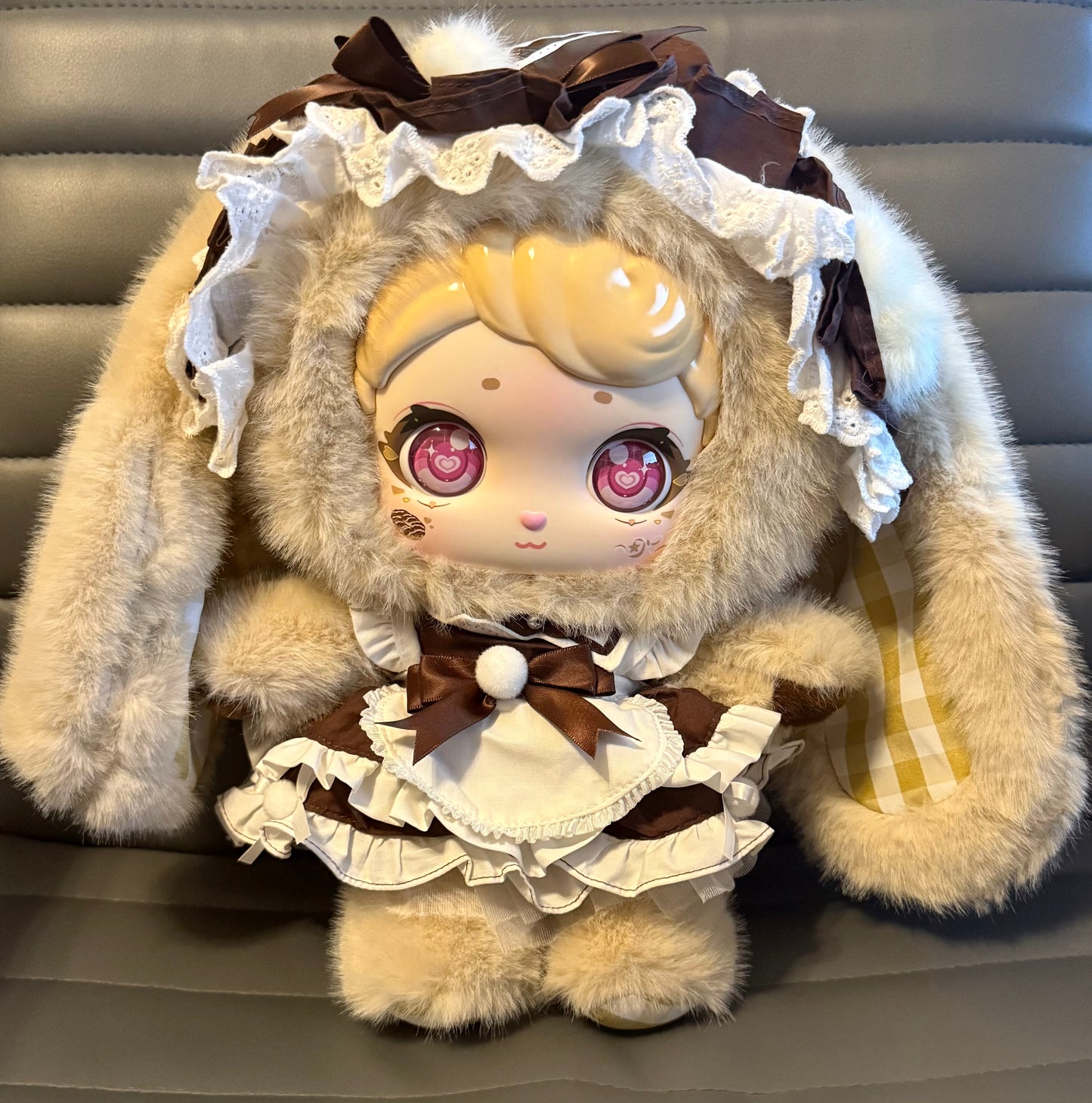Plush Dolls & Figures