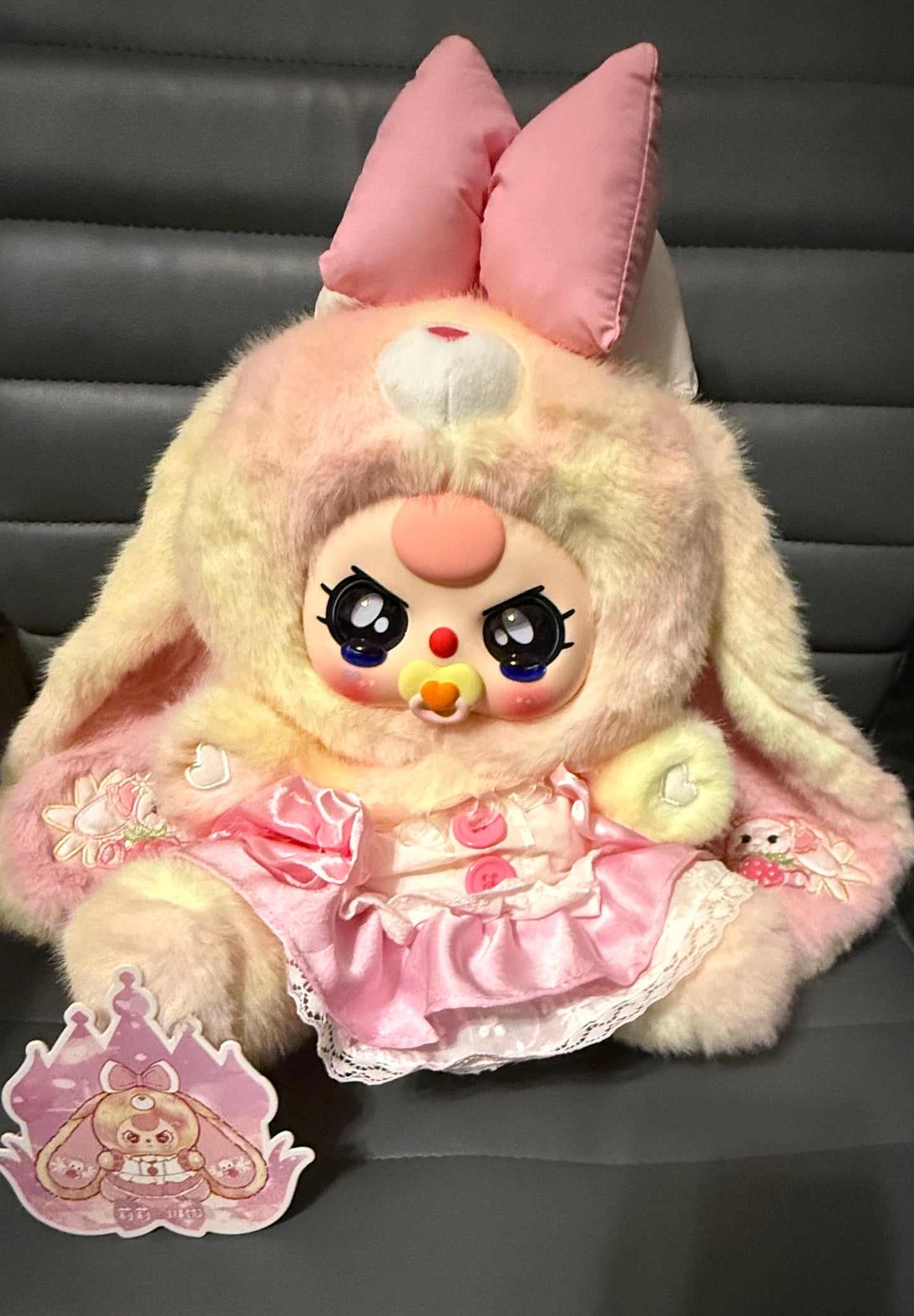 Plush Dolls & Figures