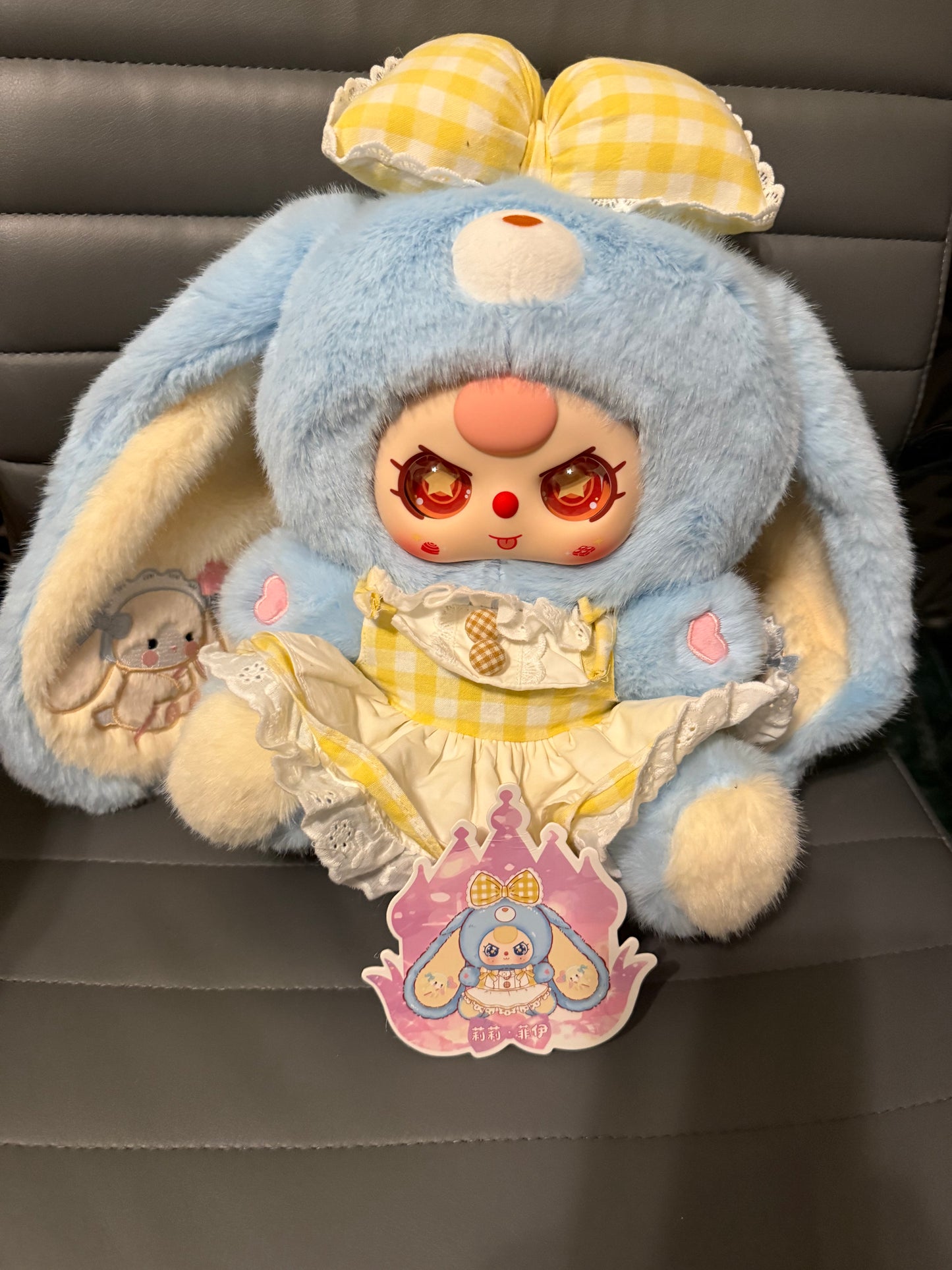 Plush Dolls & Figures