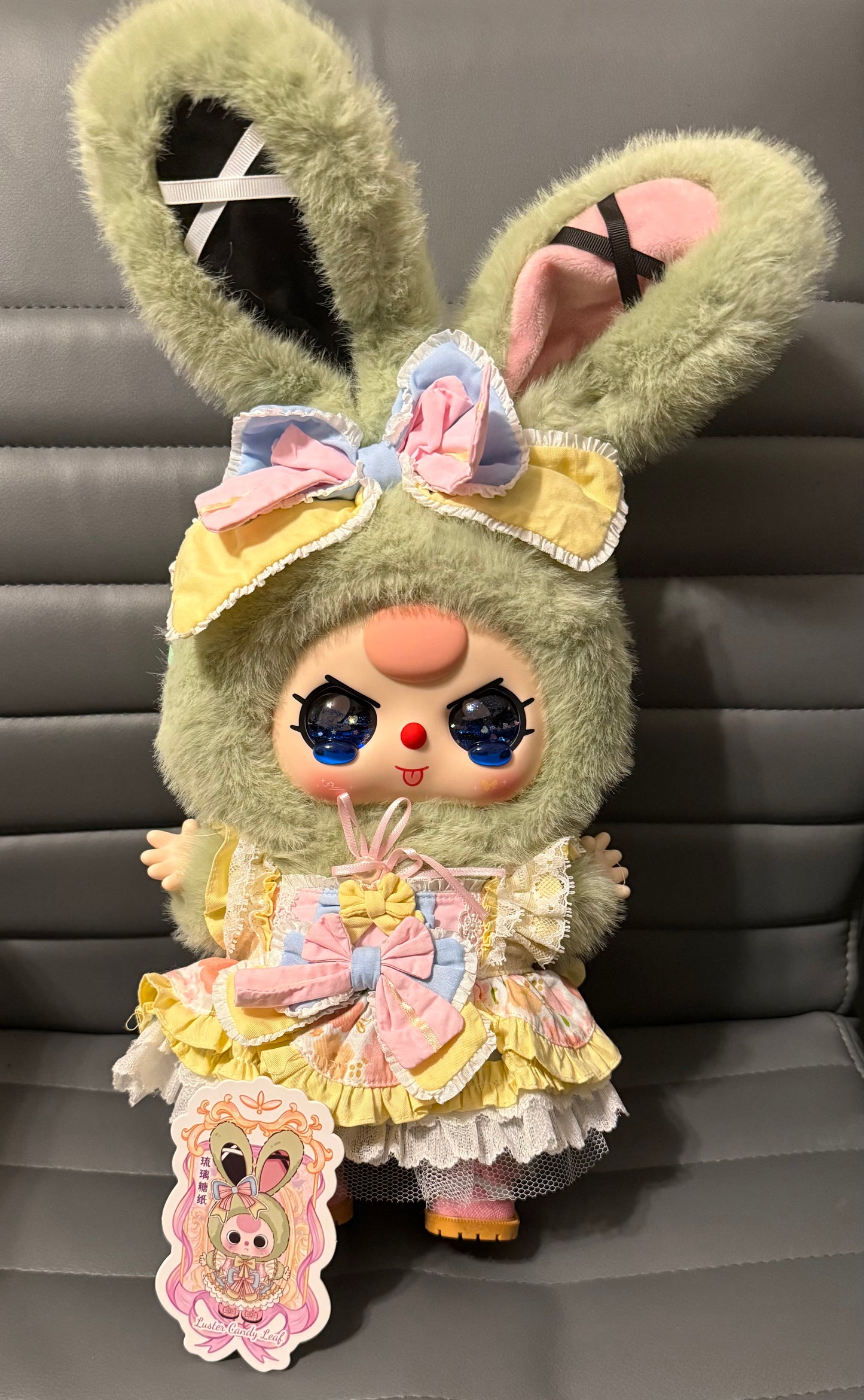 Plush Dolls & Figures
