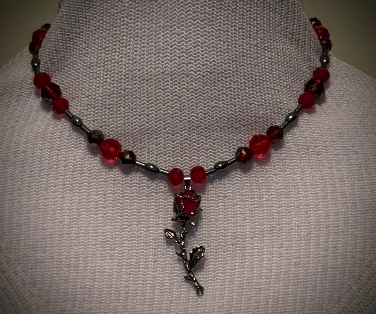 Women’s Necklaces
