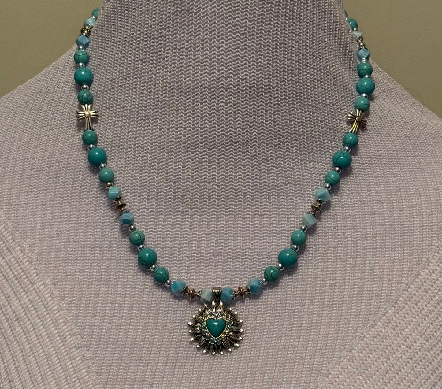 Women’s Necklaces