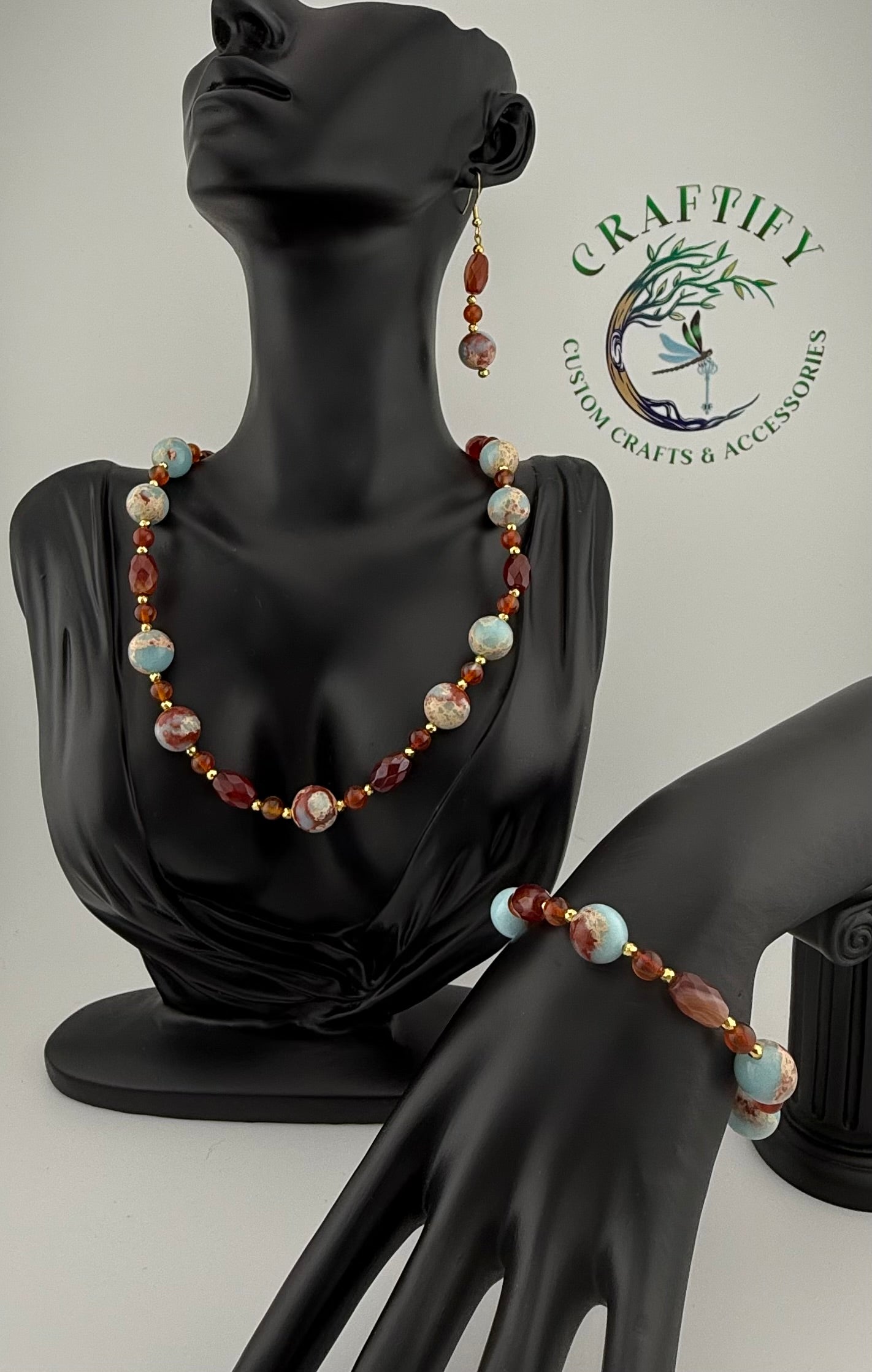 Women’s Necklaces