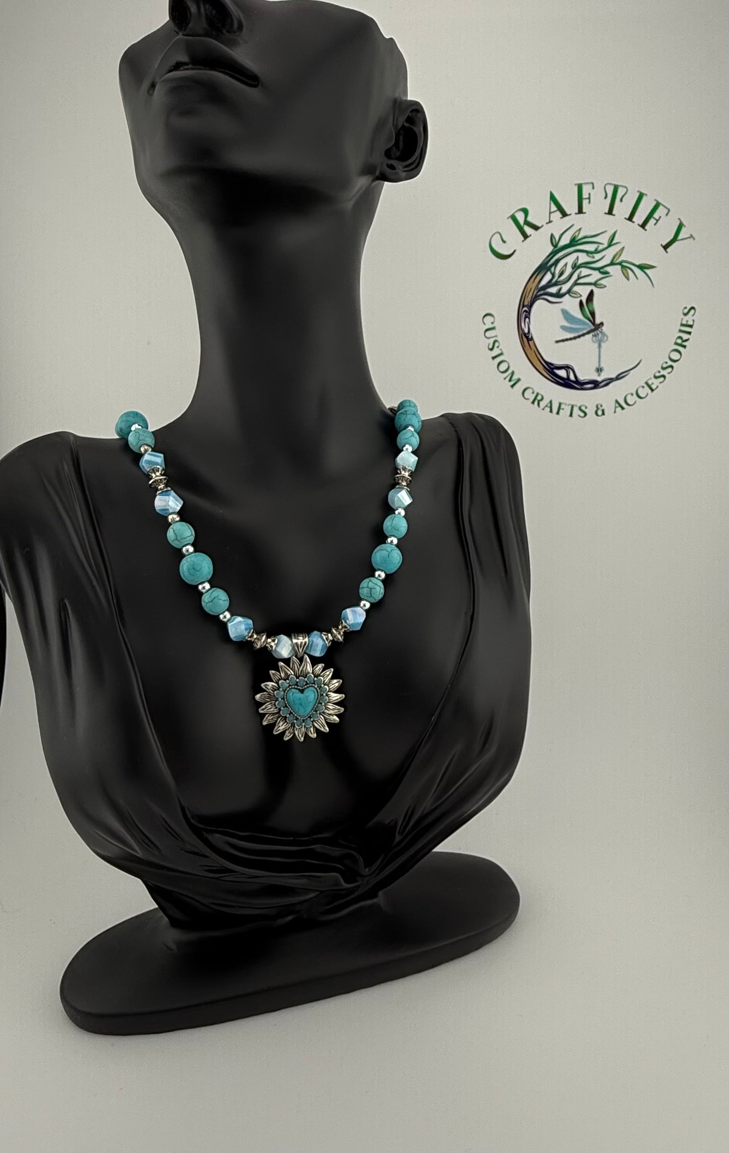Women’s Necklaces
