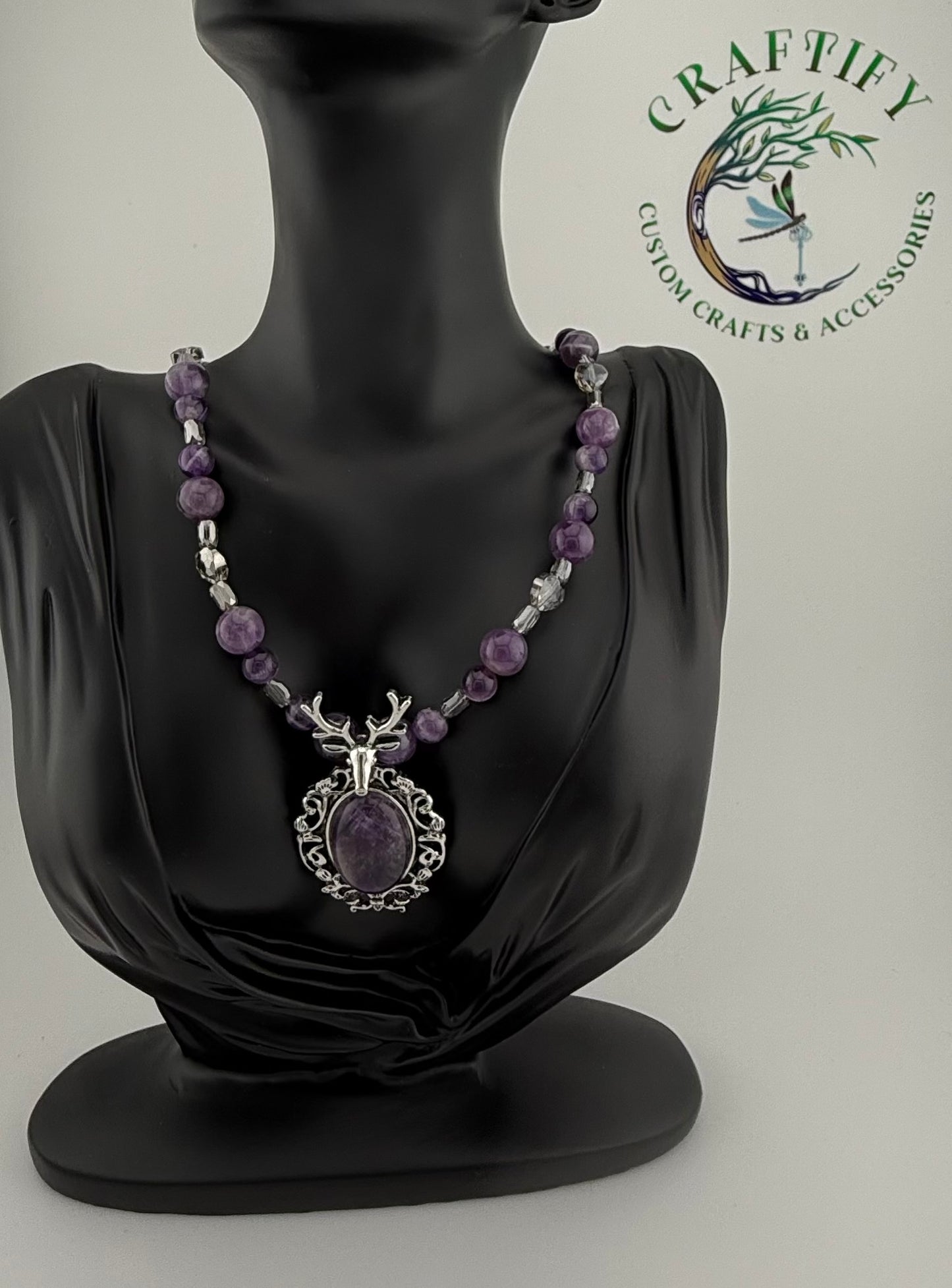 Women’s Necklaces